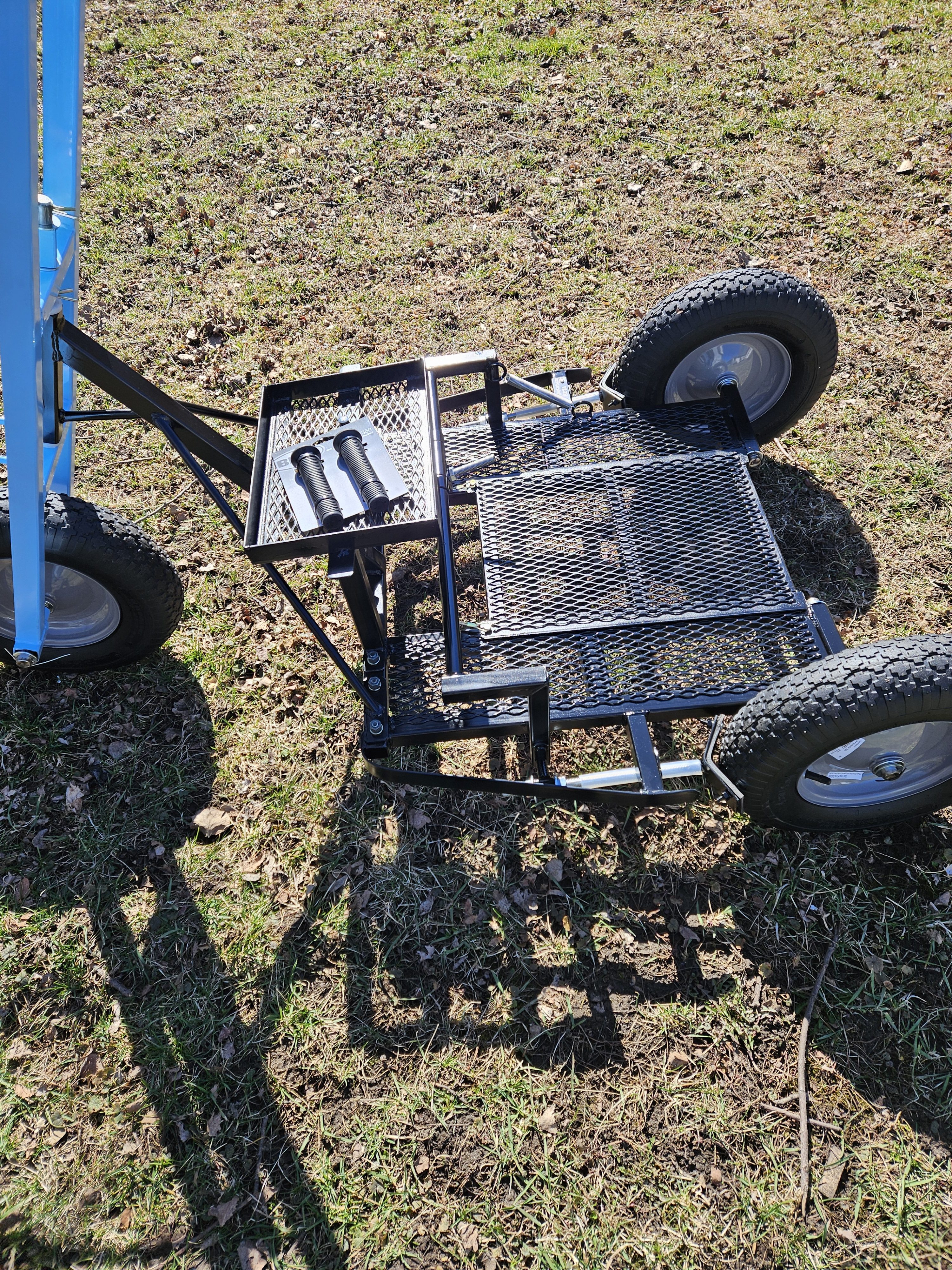 Shelf racing cruiser